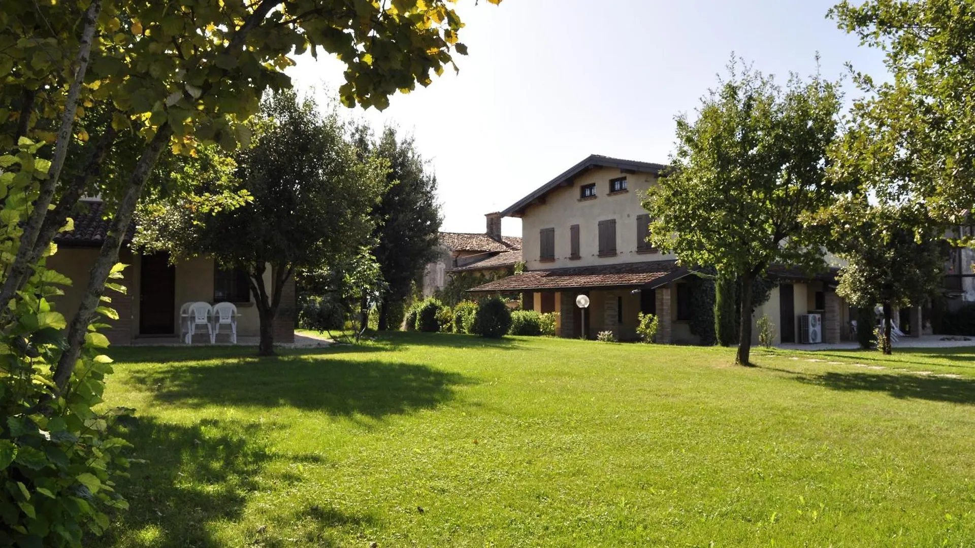 Borgo San Donino Guest House Desenzano del Garda