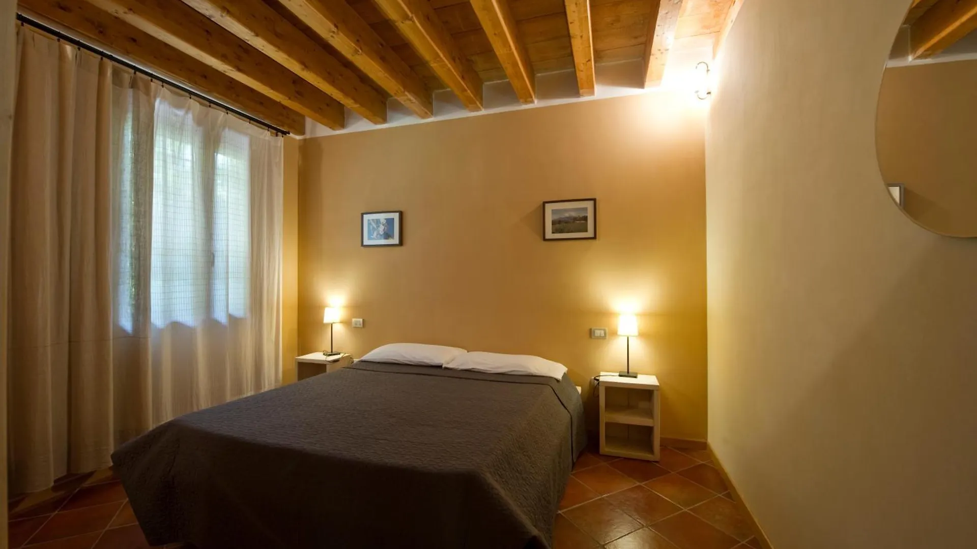Borgo San Donino Guest House Desenzano del Garda 0*,  Italy