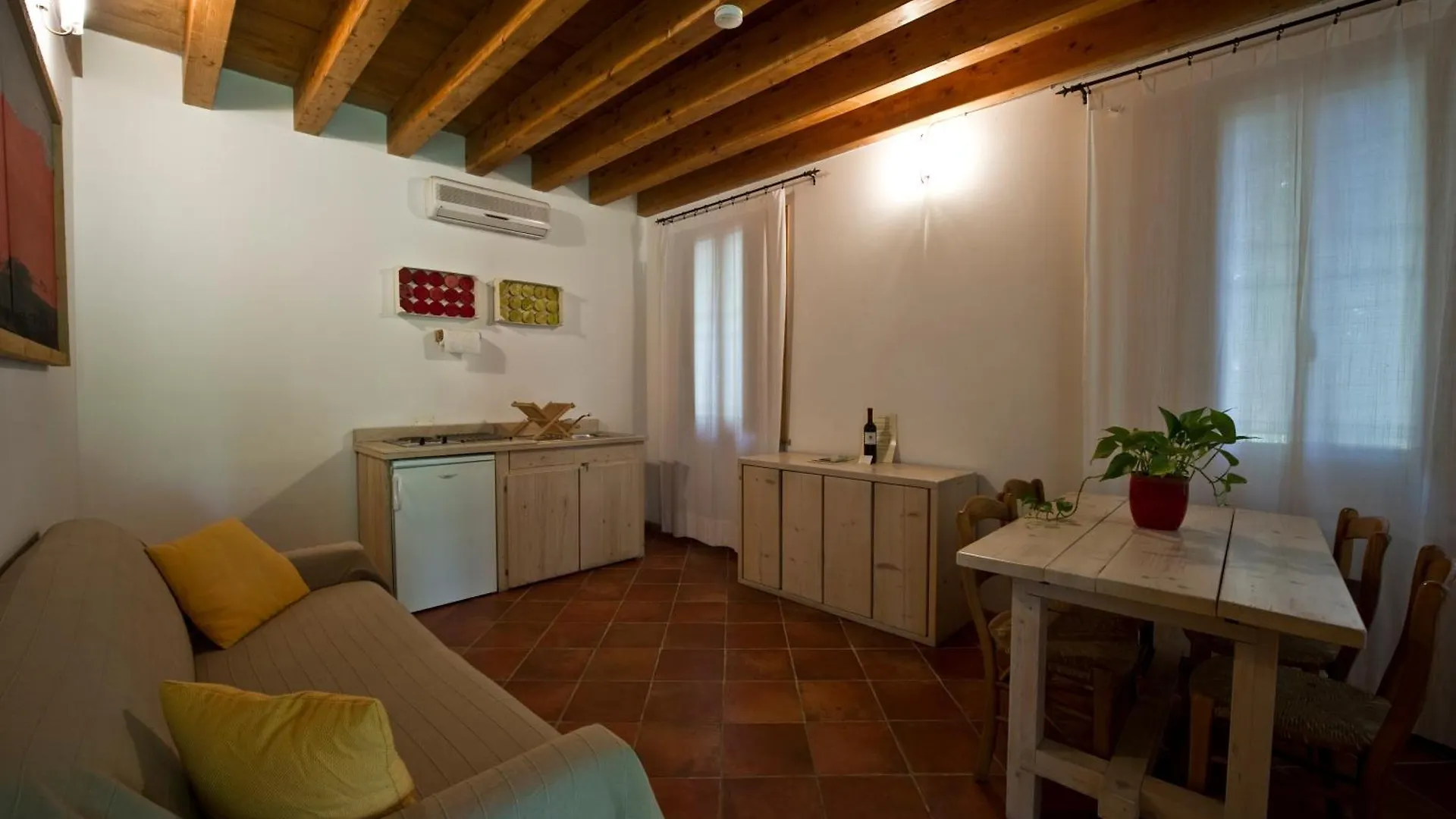 Borgo San Donino Guest House Desenzano del Garda
